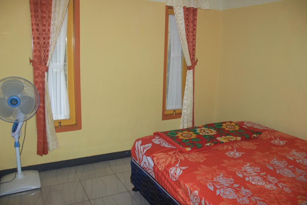 Jelajah Batukaras Apartment Exterior photo